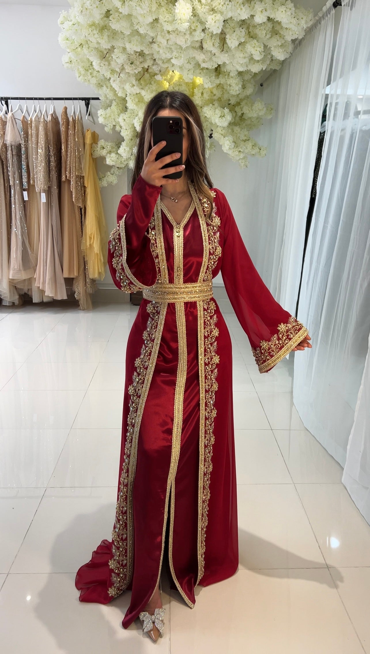 Rotes Kaftan Kleid